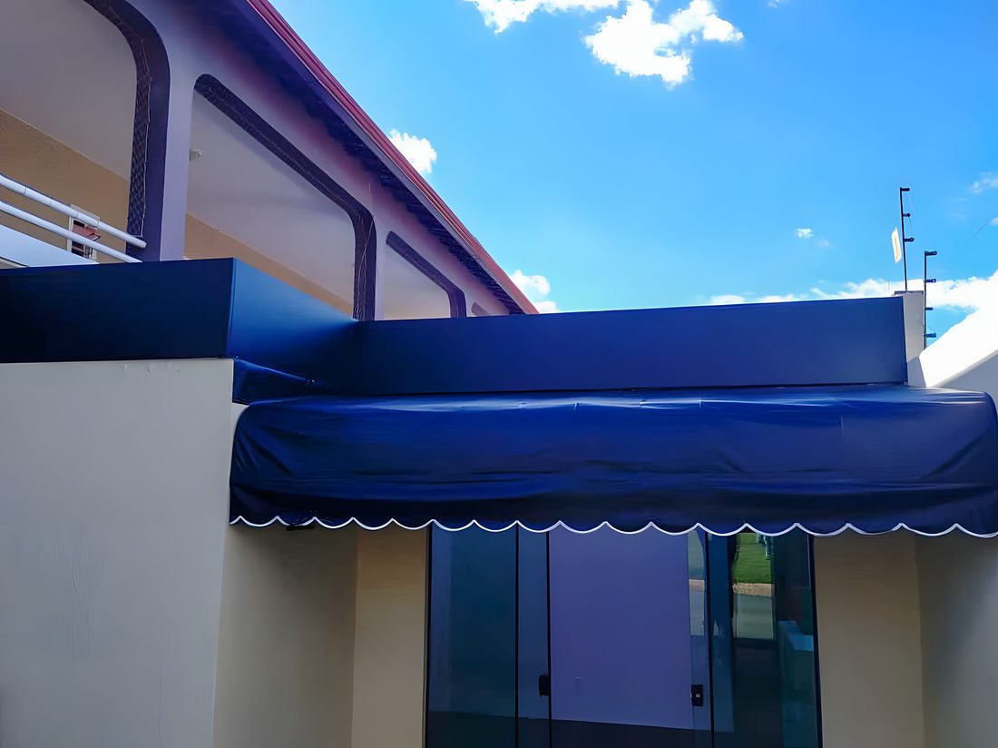 Obra de policarbonato da Dinâmica Toldos em Brasília 5